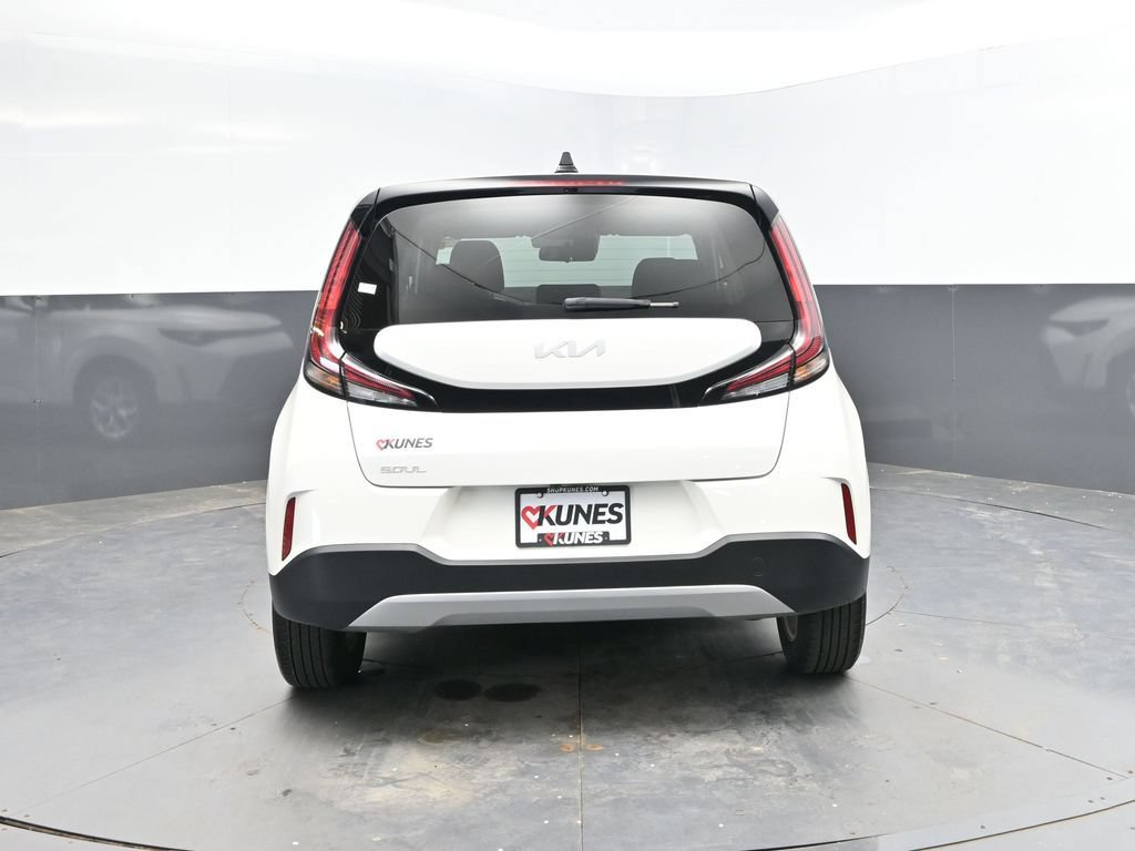 Used 2025 Kia Soul LX w/ LX Technology Package FWD image 6