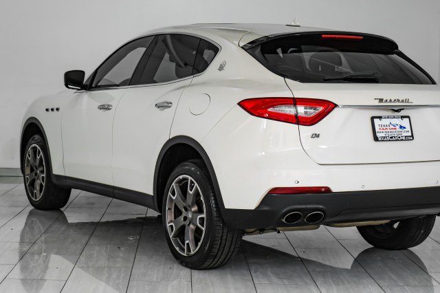 Used 2018 Maserati Levante AWD/4WD image 57