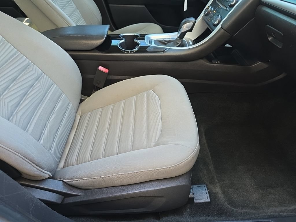 Used 2016 Ford Fusion S FWD image 22