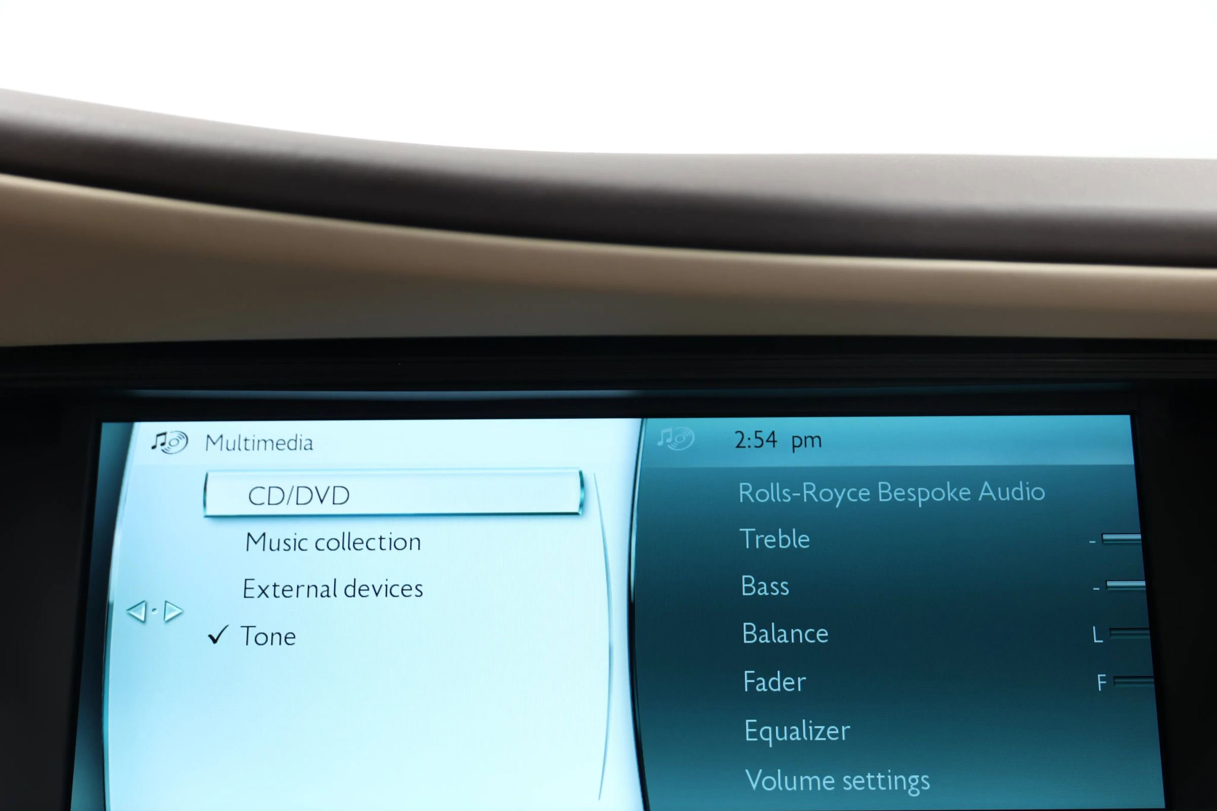 Used 2014 Rolls-Royce Wraith image 49