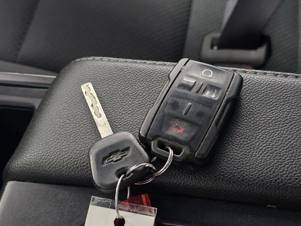 Used 2018 Chevrolet Silverado 1500 LT w/ All Star Edition image 34