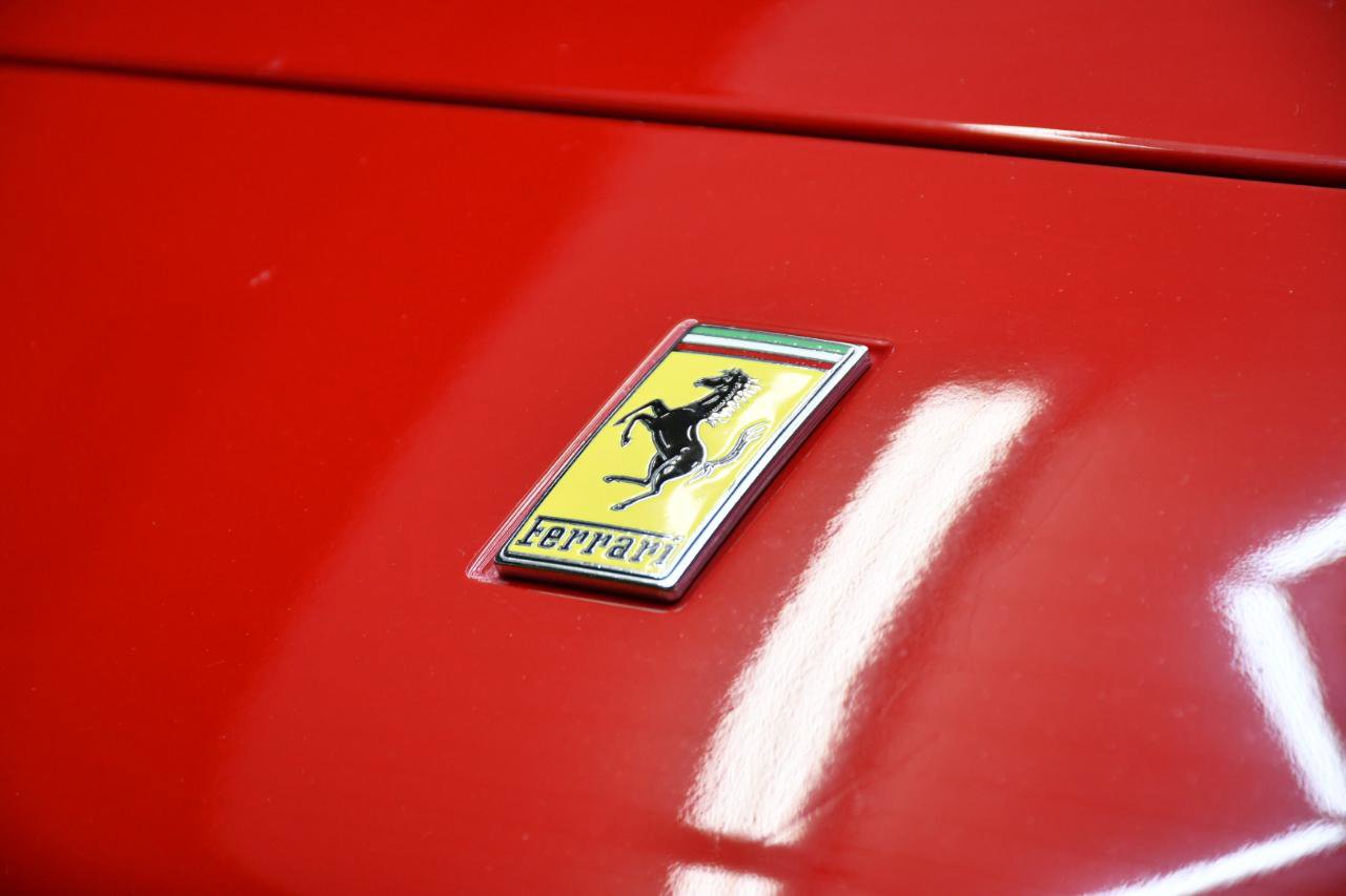 Used 2014 Ferrari California RWD image 2