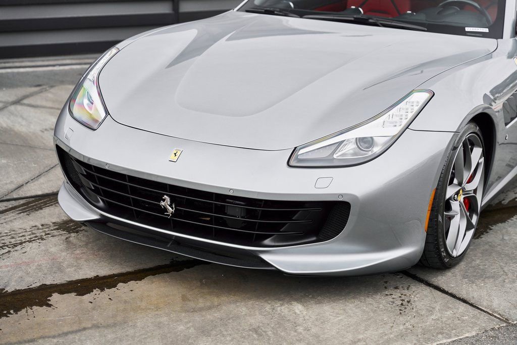 Used 2020 Ferrari GTC4Lusso T RWD image 5