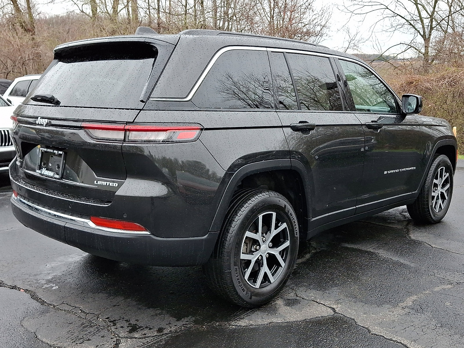 Used 2025 Jeep Grand Cherokee Limited image 6