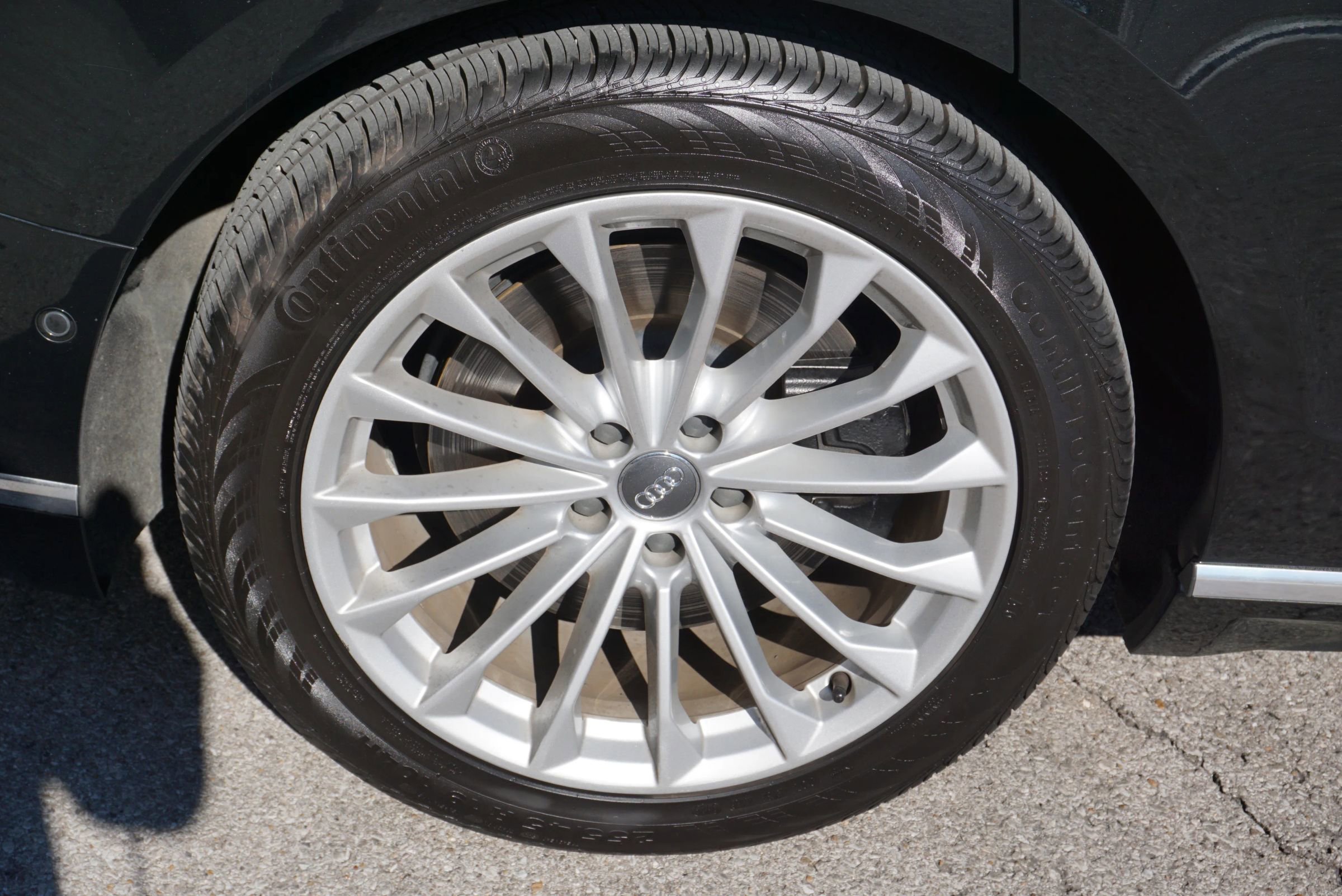 Used 2020 Audi A8 L 4.0T w/ Executive Package image 15