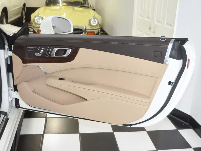 Used 2017 Mercedes-Benz SL 450 w/ Premium I Package image 21