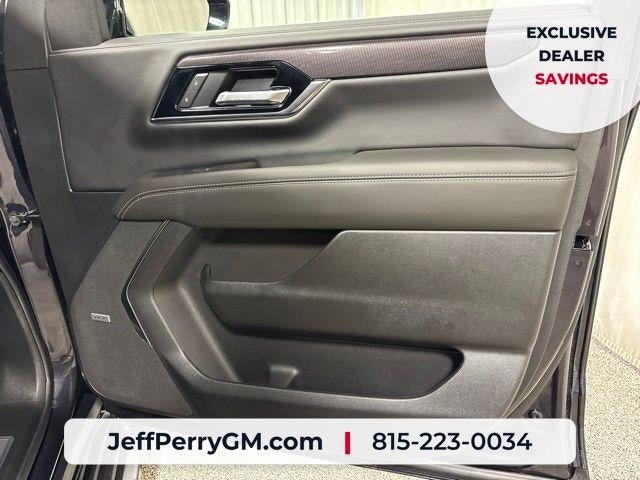 New 2026 GMC Yukon Elevation w/ Elevation Premium Package AWD/4WD image 17