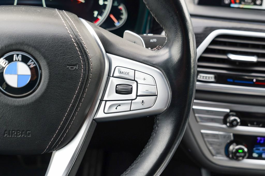 Used 2019 BMW 740i xDrive w/ Executive Package image 45