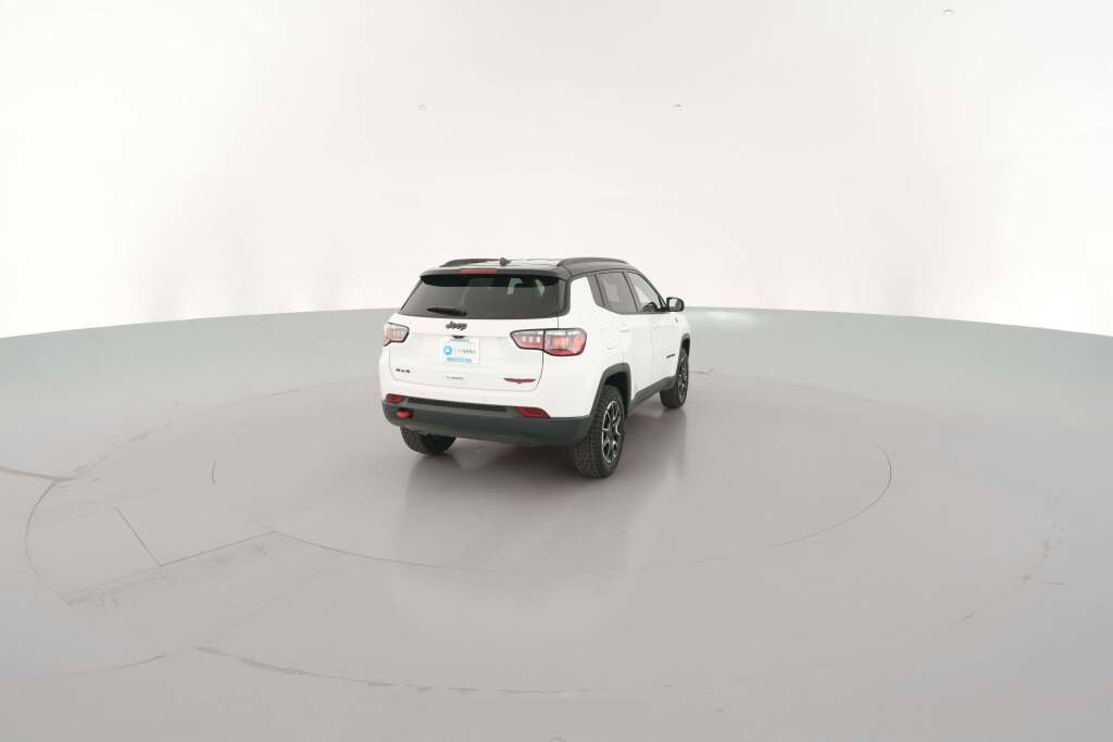 New 2026 Jeep Compass Trailhawk image 11