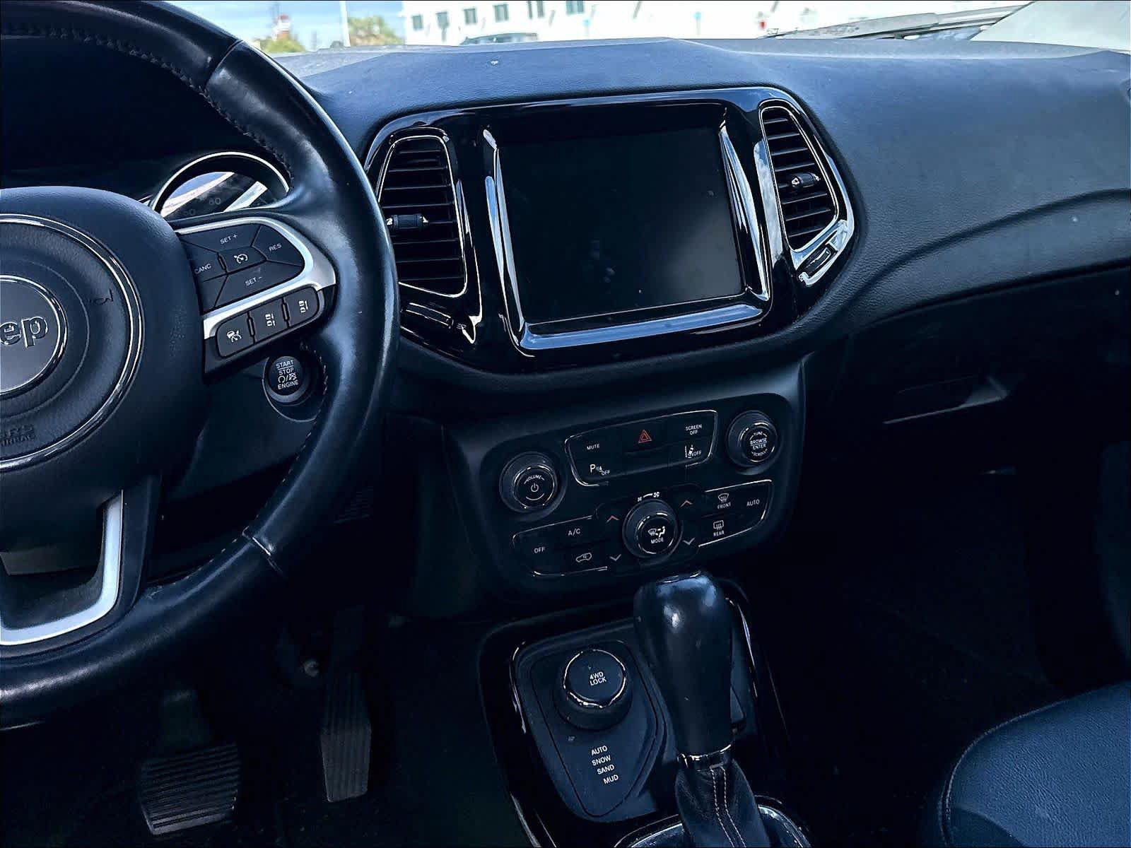 Used 2021 Jeep Compass Limited AWD/4WD image 12