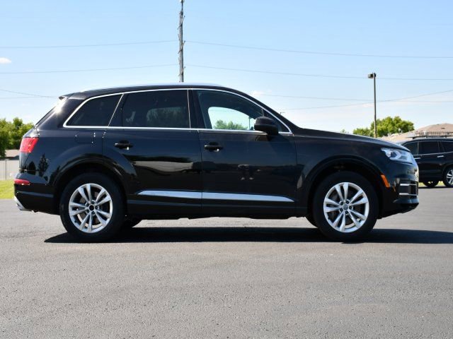 Used 2017 Audi Q7 2.0T Premium AWD/4WD image 8