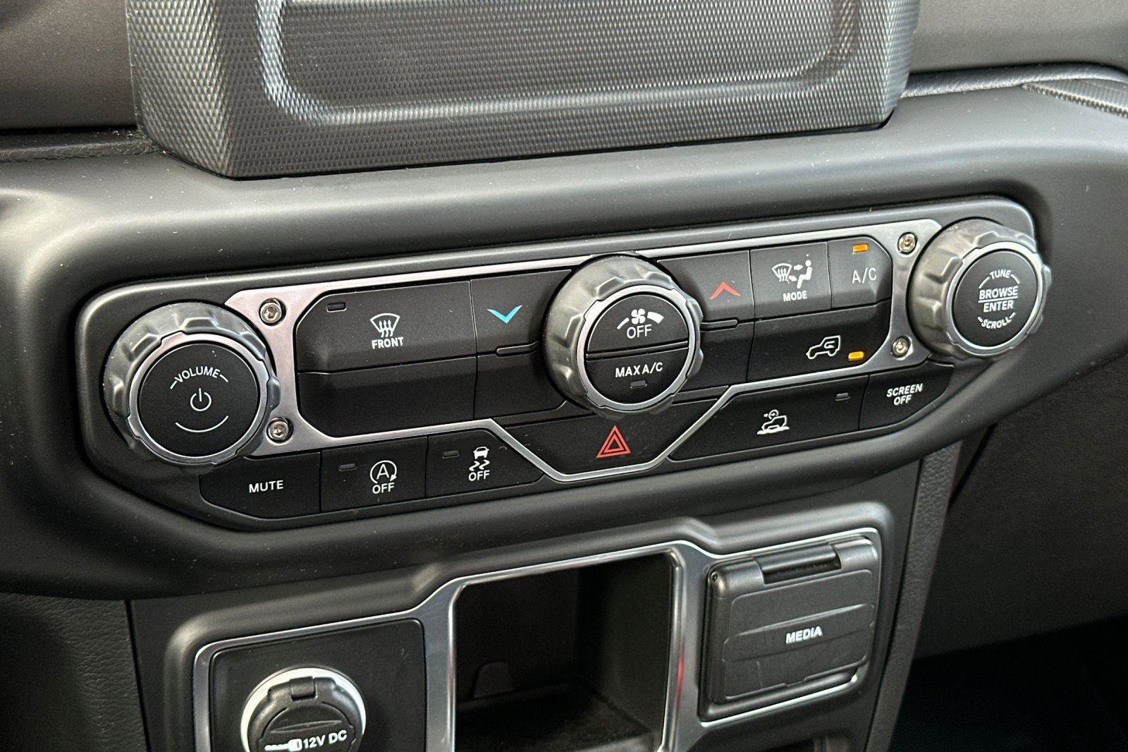 Certified 2022 Jeep Wrangler Unlimited Sport image 21