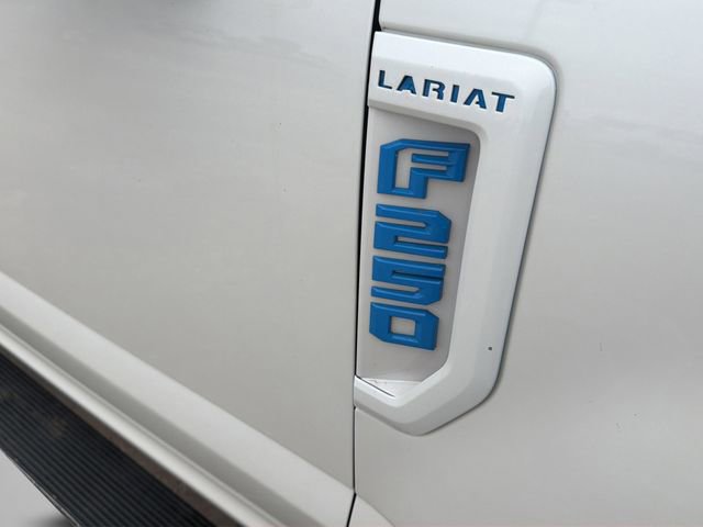 Used 2018 Ford F250 Lariat w/ FX4 Off-Road Package AWD/4WD image 11
