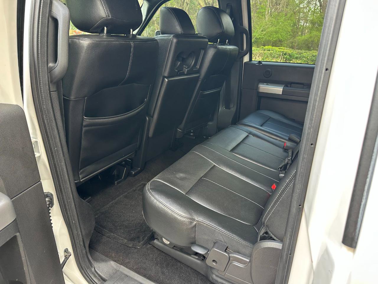 Used 2016 Ford F250 Lariat w/ Chrome Package image 17