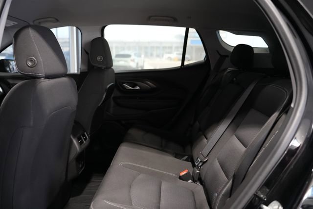 Used 2022 GMC Terrain SLE w/ Driver Convenience Package image 15