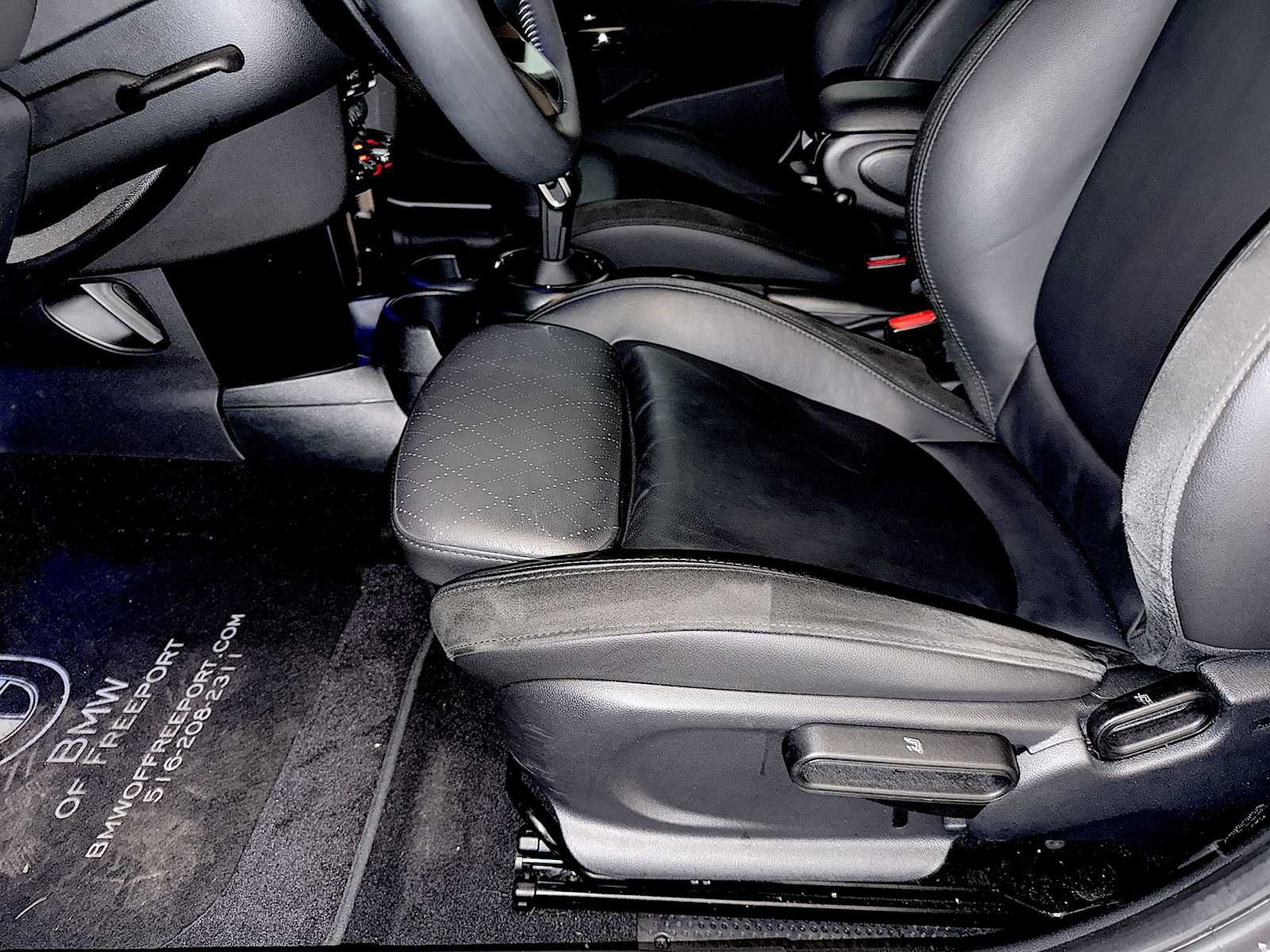 Used 2024 MINI Cooper S FWD image 10