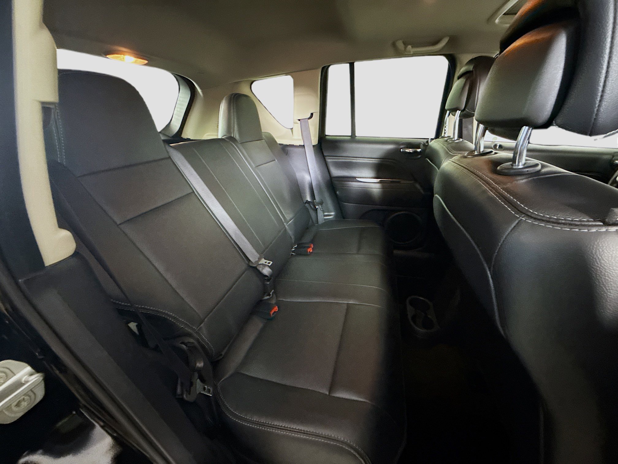 Used 2017 Jeep Compass High Altitude image 25