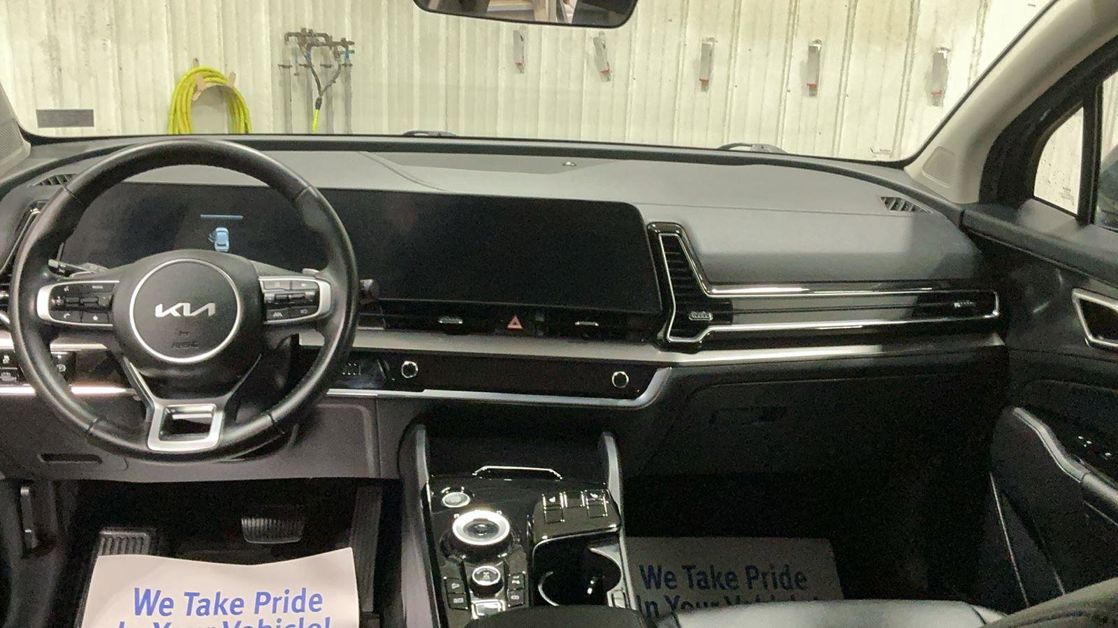 Used 2024 Kia Sportage EX image 20