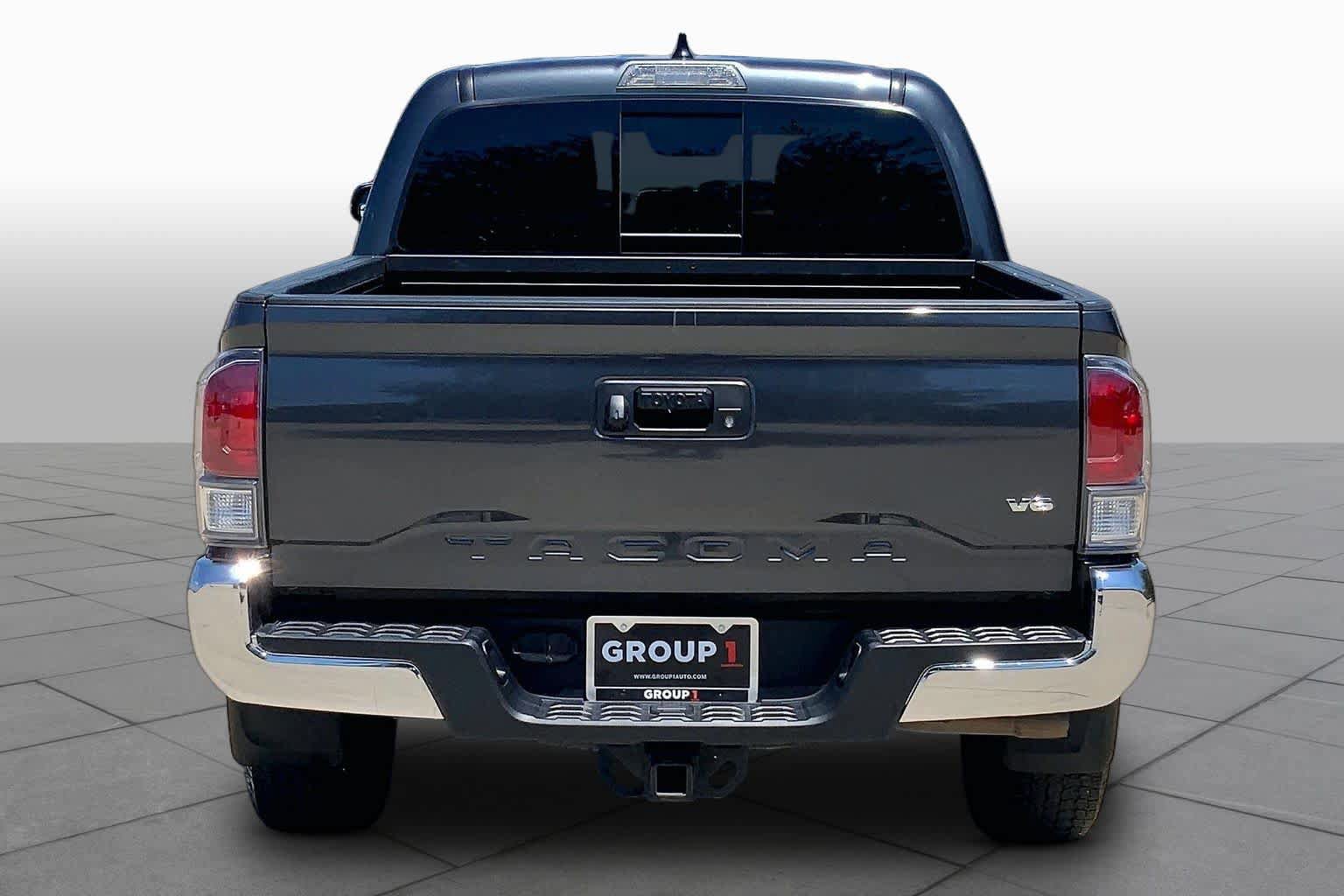 Used 2021 Toyota Tacoma TRD Off-Road AWD/4WD image 5