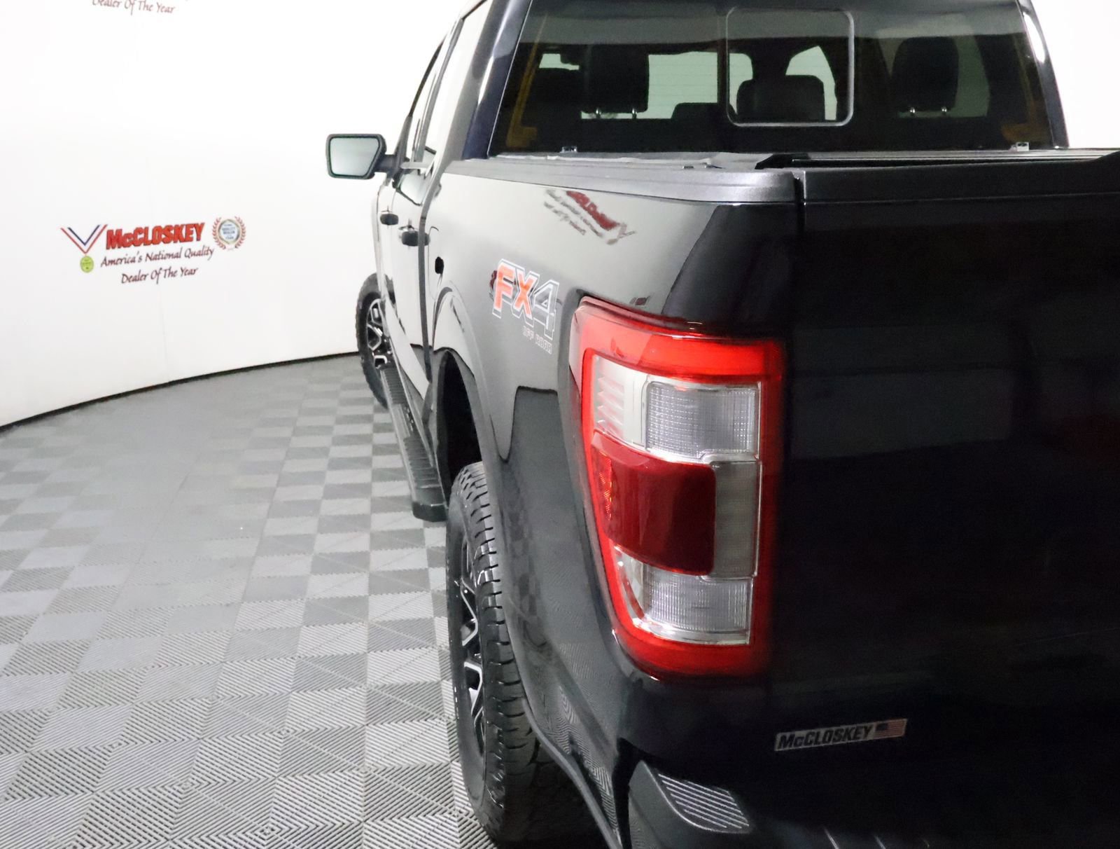 Used 2022 Ford F150 Lariat w/ Equipment Group 502A High image 14