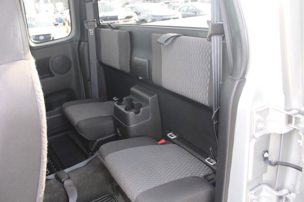 Used 2012 GMC Canyon SLE image 18