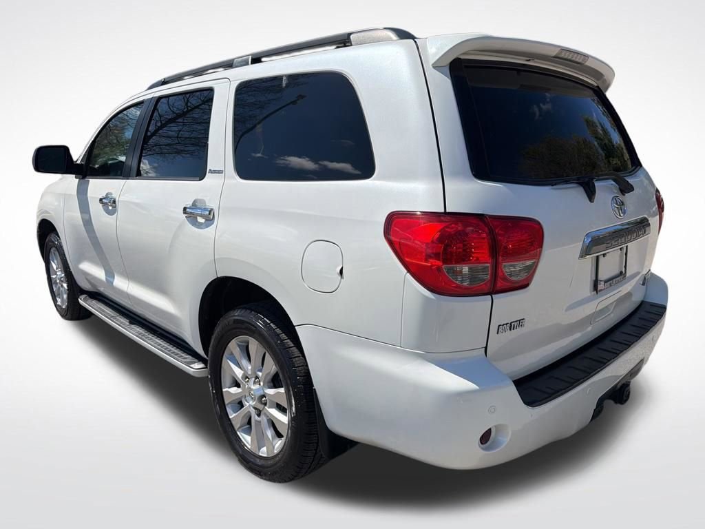 Used 2015 Toyota Sequoia Platinum image 7