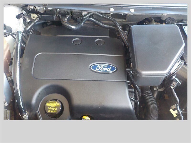 Used 2013 Ford Edge Limited image 38