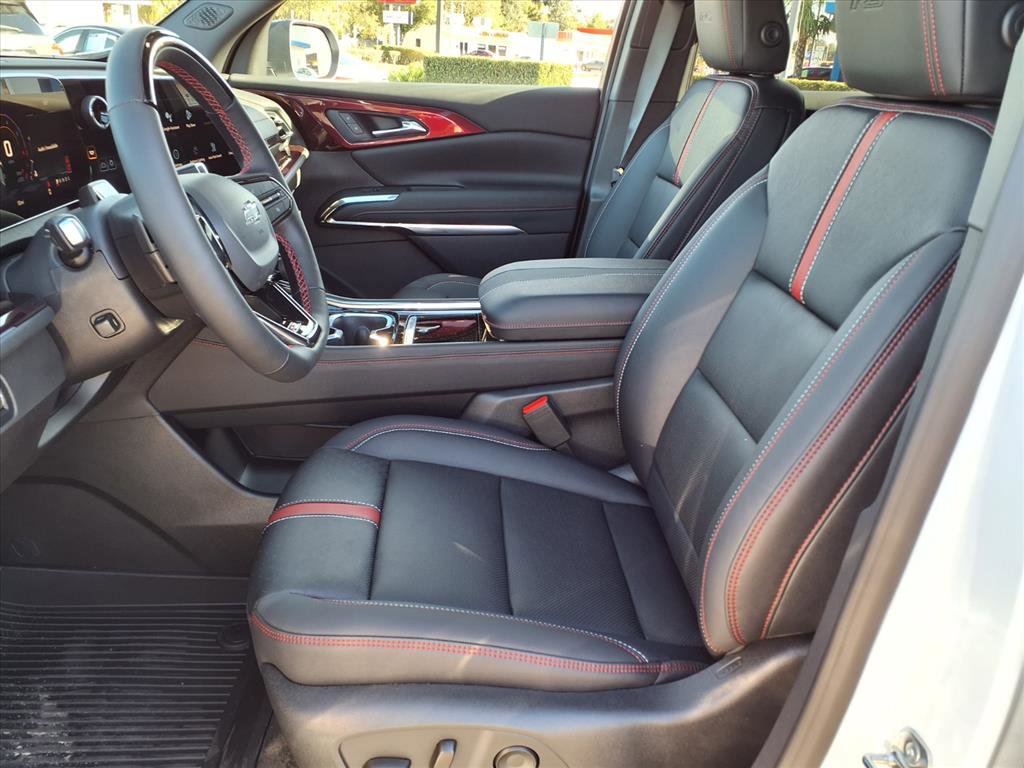 New 2026 Chevrolet Traverse RS w/ LPO, Floor Liner Package FWD image 12
