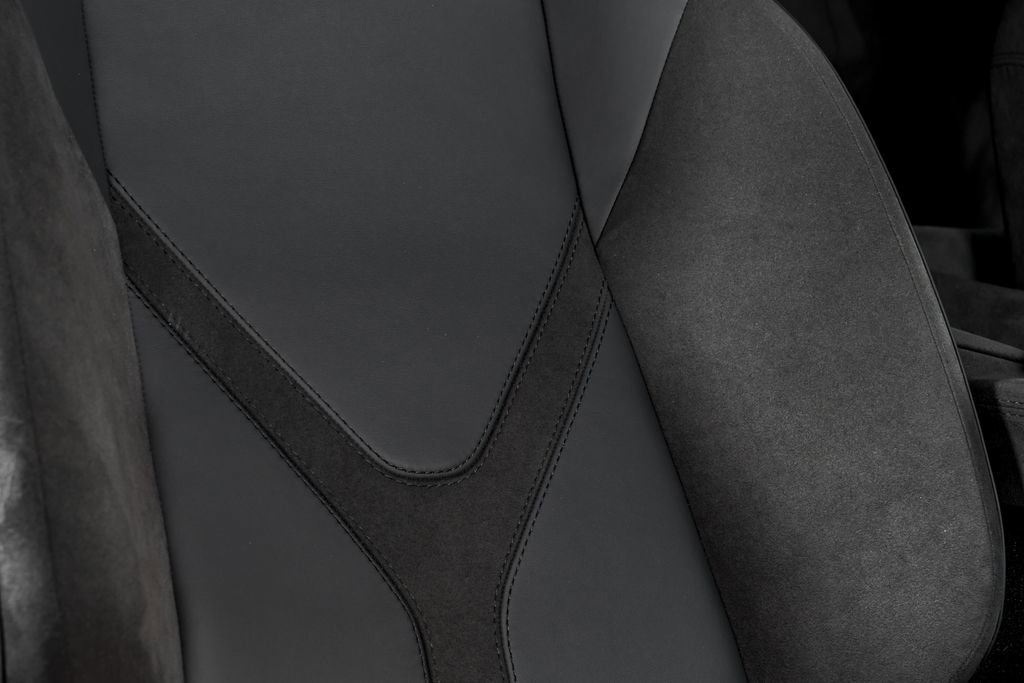 Used 2024 Lamborghini Revuelto image 36