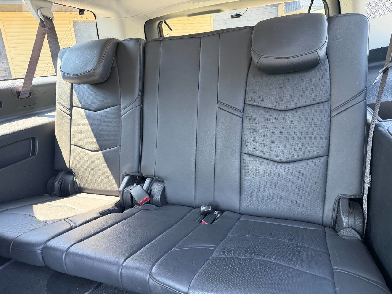 Used 2017 Cadillac Escalade ESV Premium Luxury image 44