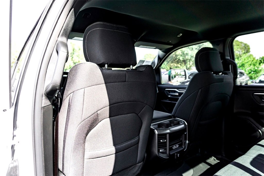 New 2026 RAM 1500 4x4 Crew Cab image 20