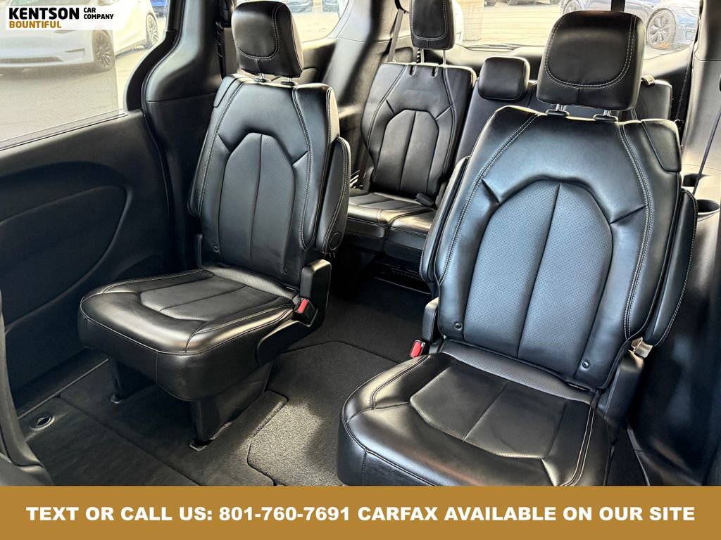 Used 2025 Chrysler Pacifica Select image 31