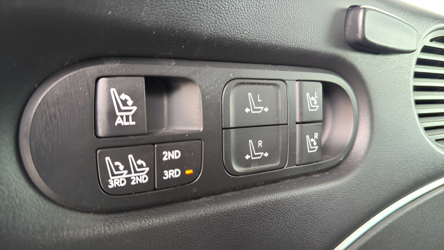 Used 2026 Hyundai Palisade Calligraphy AWD/4WD image 14