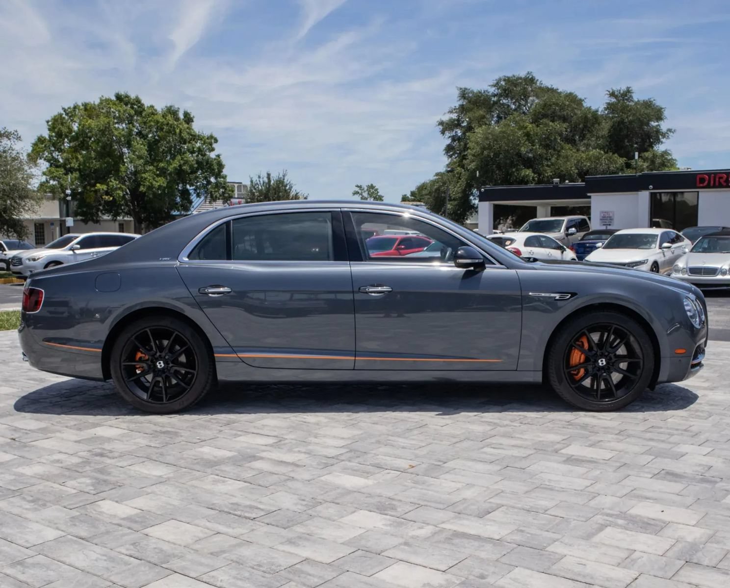 Used 2018 Bentley Flying Spur S V8 AWD/4WD image 10