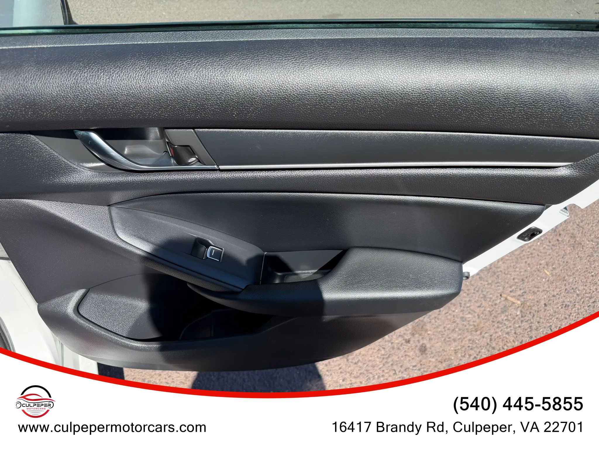 Used 2018 Honda Accord Sport image 14