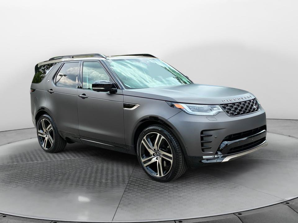 New 2026 Land Rover Discovery Limited Edition AWD/4WD image 3