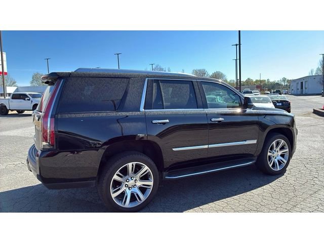 Used 2020 Cadillac Escalade Luxury AWD/4WD image 7