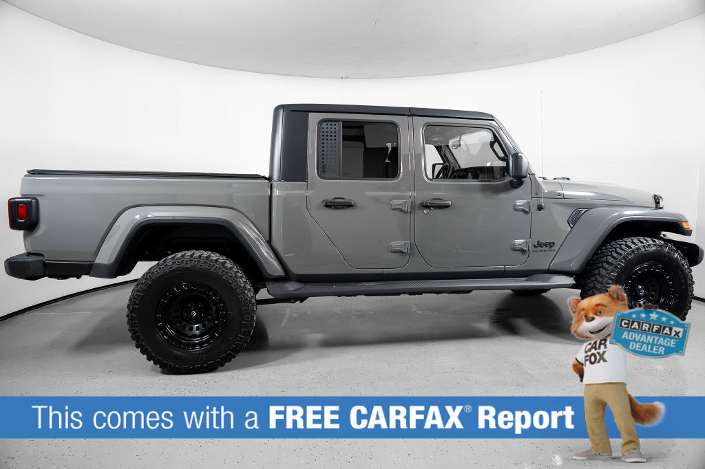Used 2021 Jeep Gladiator Sport AWD/4WD image 3