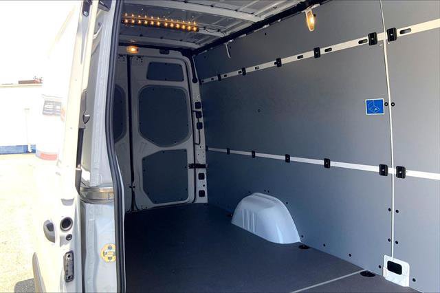 New 2026 Mercedes-Benz Sprinter 2500 image 37