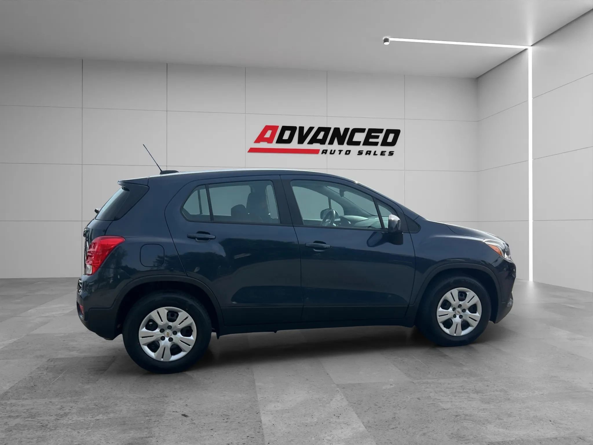 Used 2018 Chevrolet Trax LS image 8