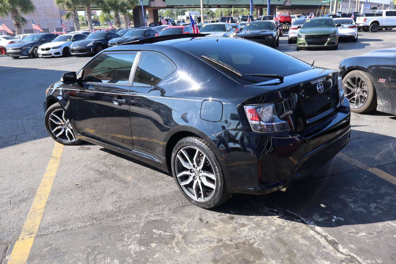 Used 2016 Scion tC FWD image 5