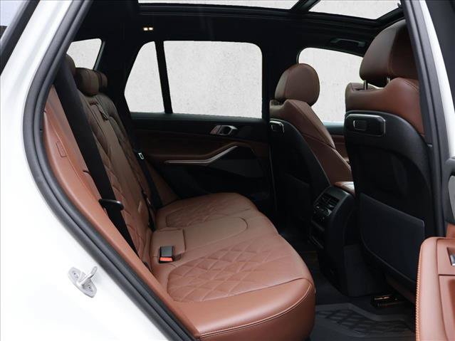 Used 2026 BMW X5 xDrive50e w/ Premium Package AWD/4WD image 24