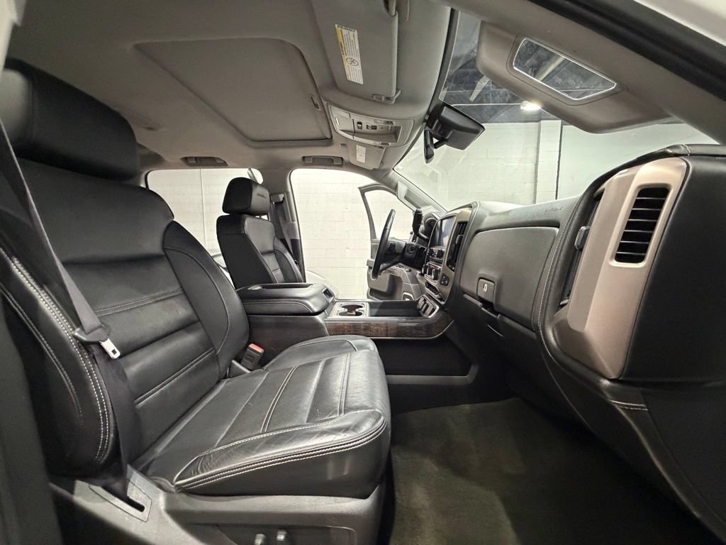 Used 2016 GMC Sierra 3500 Denali w/ Duramax Plus Package AWD/4WD image 39