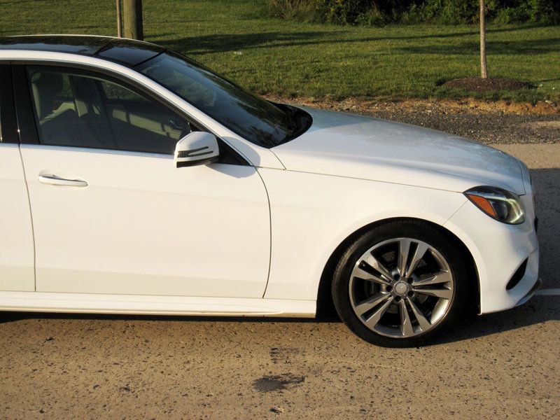 Used 2016 Mercedes-Benz E 350 4MATIC Sedan w/ Premium Package image 10