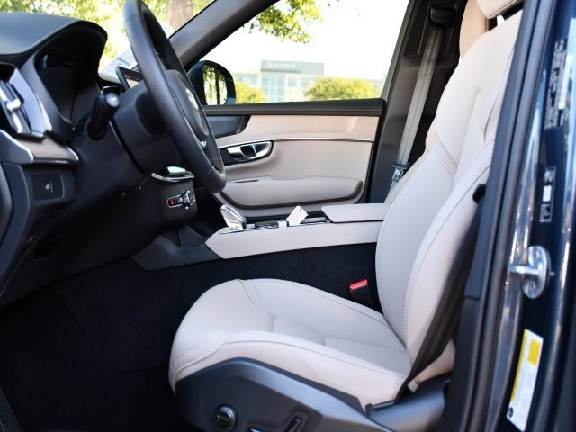 New 2026 Volvo XC90 B5 Plus image 14