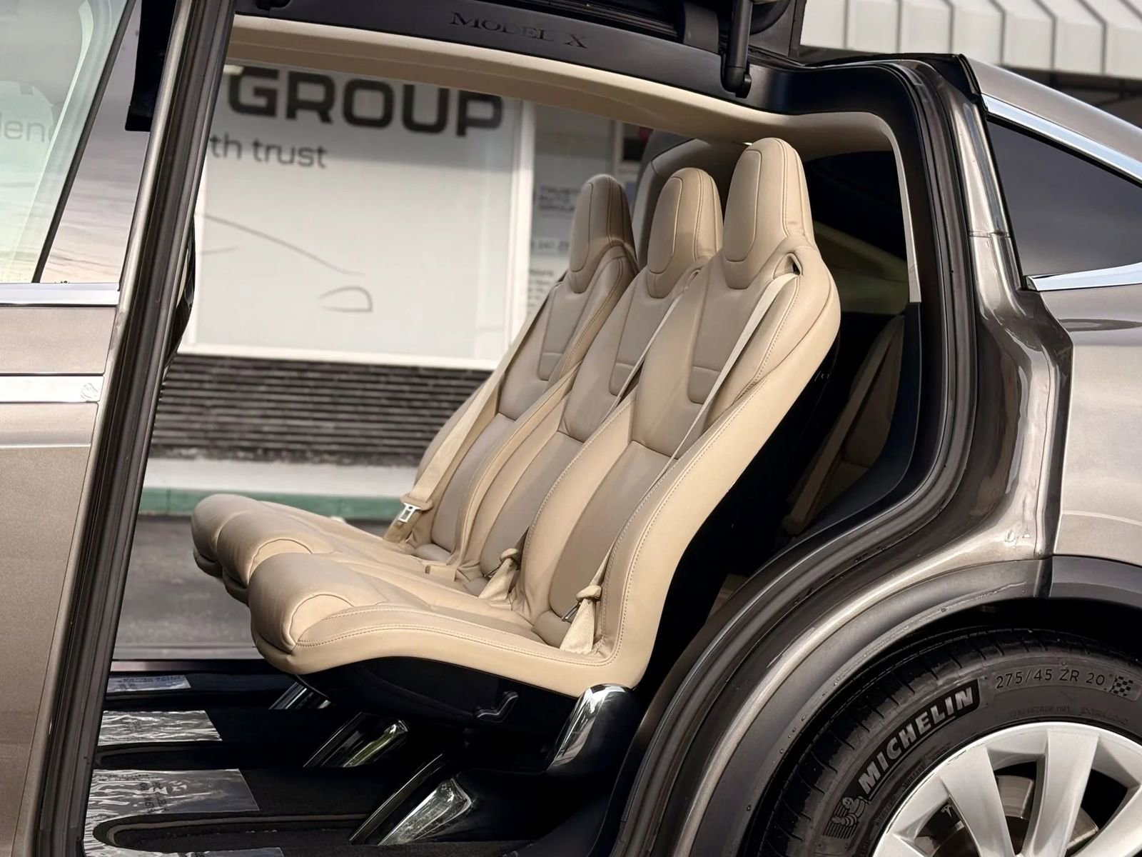 Used 2016 Tesla Model X 90D image 17