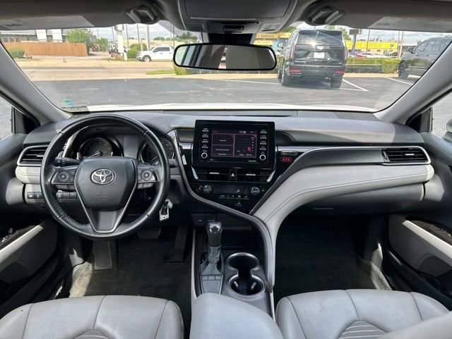 Used 2023 Toyota Camry SE FWD image 14