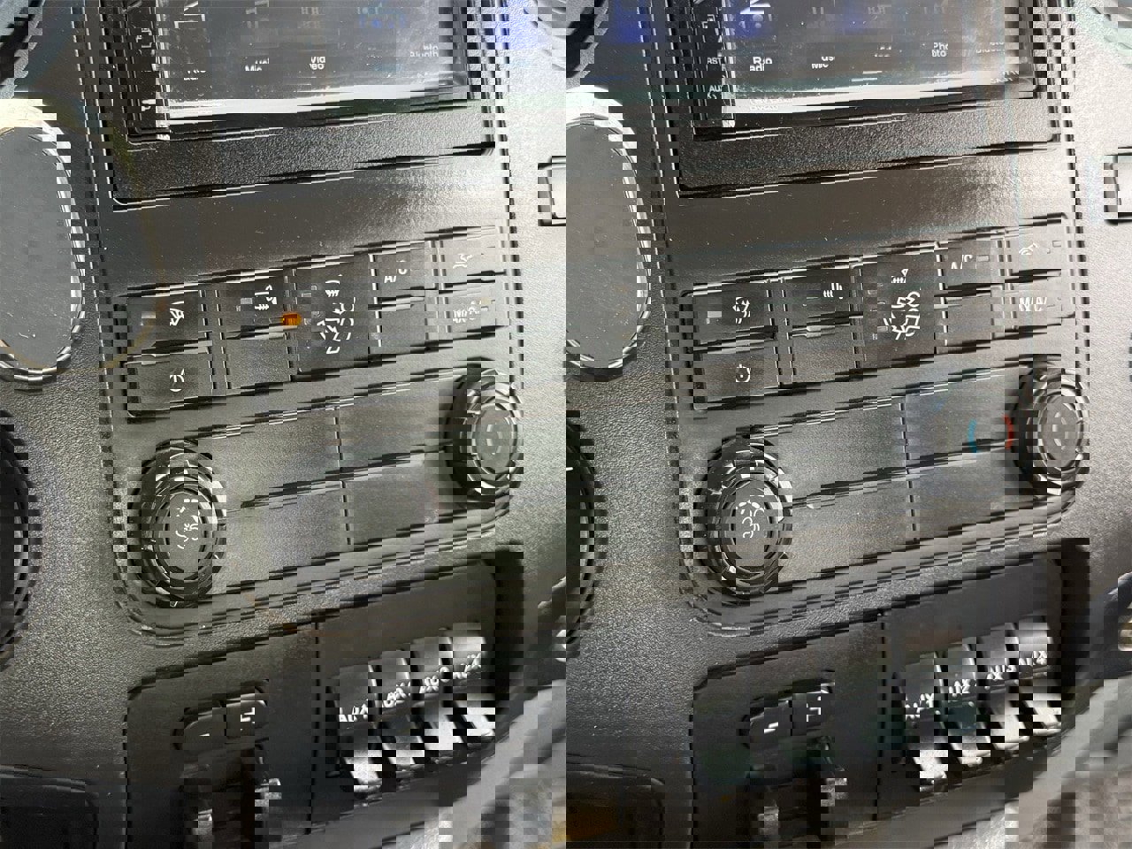 Used 2016 Ford F550 XL image 19