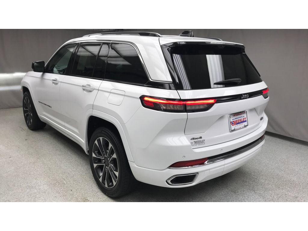 Used 2023 Jeep Grand Cherokee Overland w/ Adv Protech Group III image 22