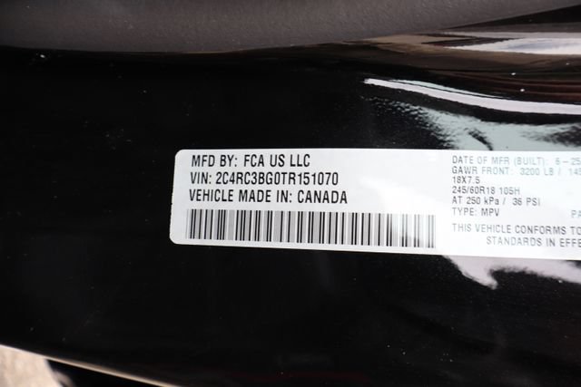 Used 2026 Chrysler Pacifica Select AWD/4WD image 59